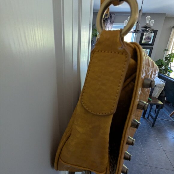 Urban Expressions crossbody bag - Picture 5 of 13